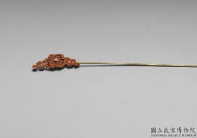 图片[2]-Gilt hairpin decorated with a seed pearl and  coral seed beads arrayed in the form of “double happiness” character, Qing dynasty (1644-1911)-China Archive